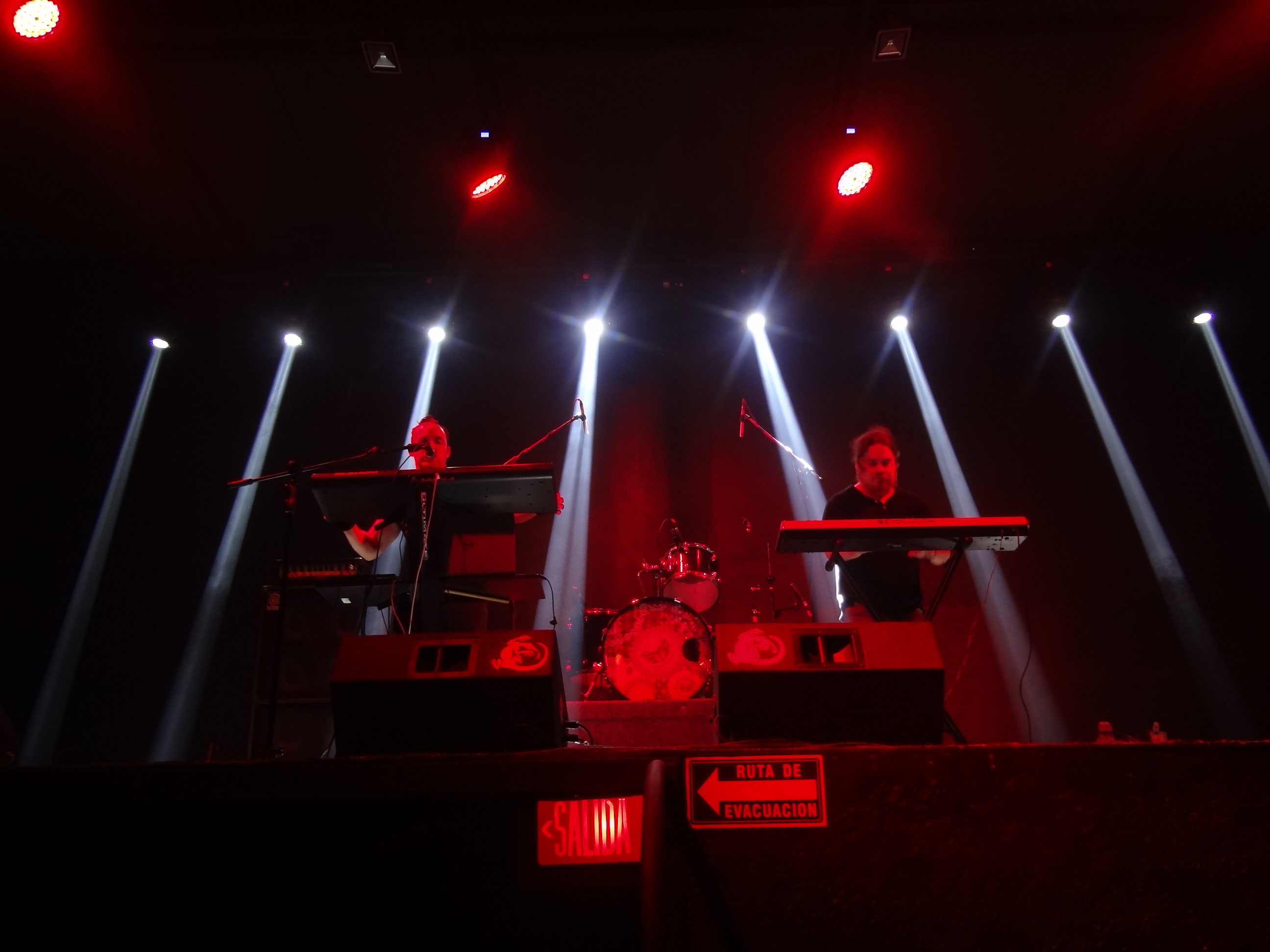 ¡HL vuelve al escenario después de 8 años!